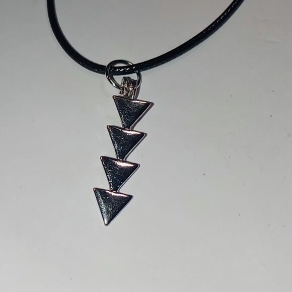 Repurposed necklace. - Picture 1 of 4